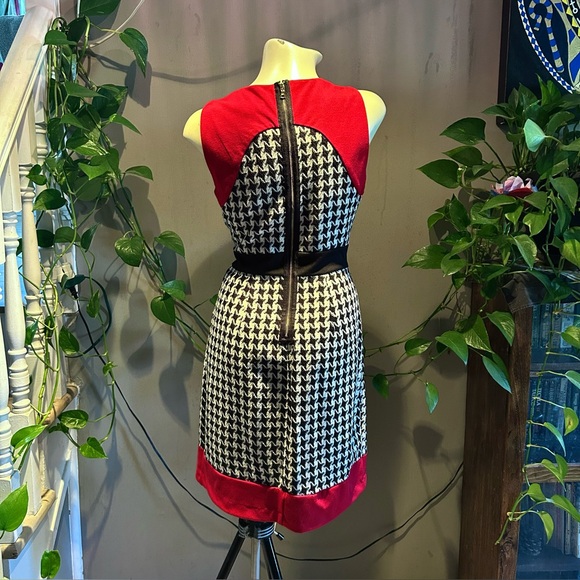 Vintage ECI New York Houndstooth Pinup Dress👠 - Picture 4 of 11